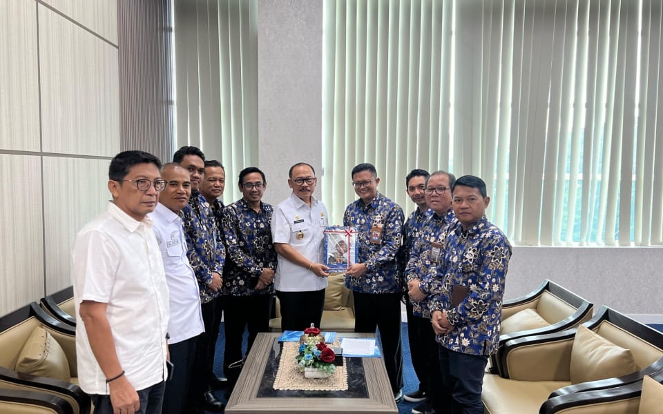 Inspektur Sulbar, M. Natsir menghadiri Penyerahan LED Semester II Tahun 2024