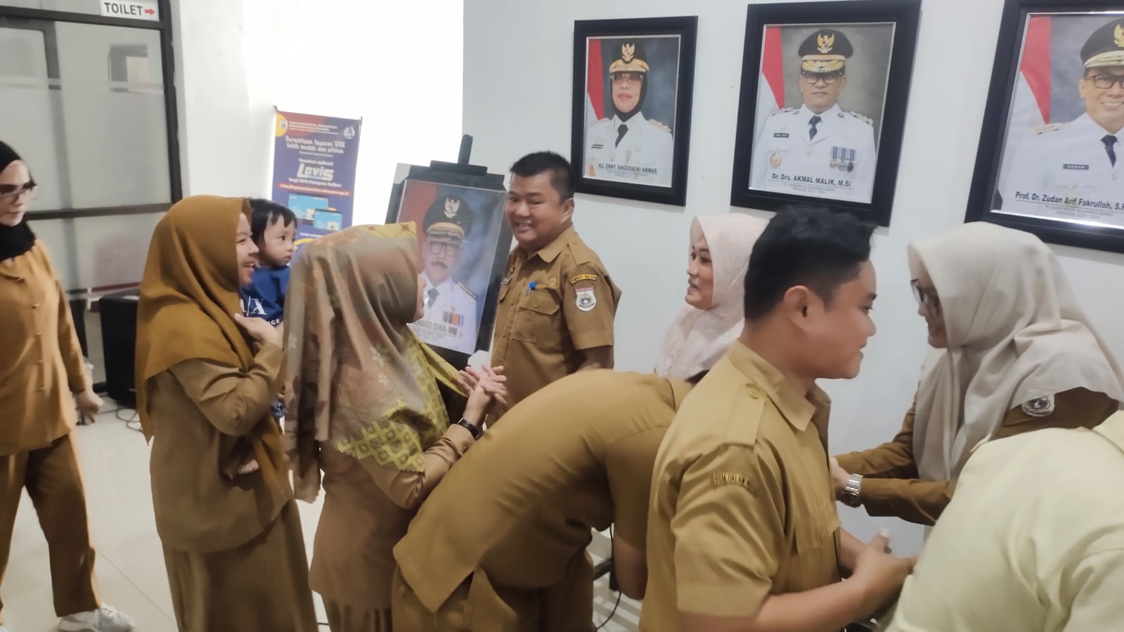 Diskominfo Sulbar Gelar Halal Bihalal Hari Pertama Kerja Pasca Libur Lebaran