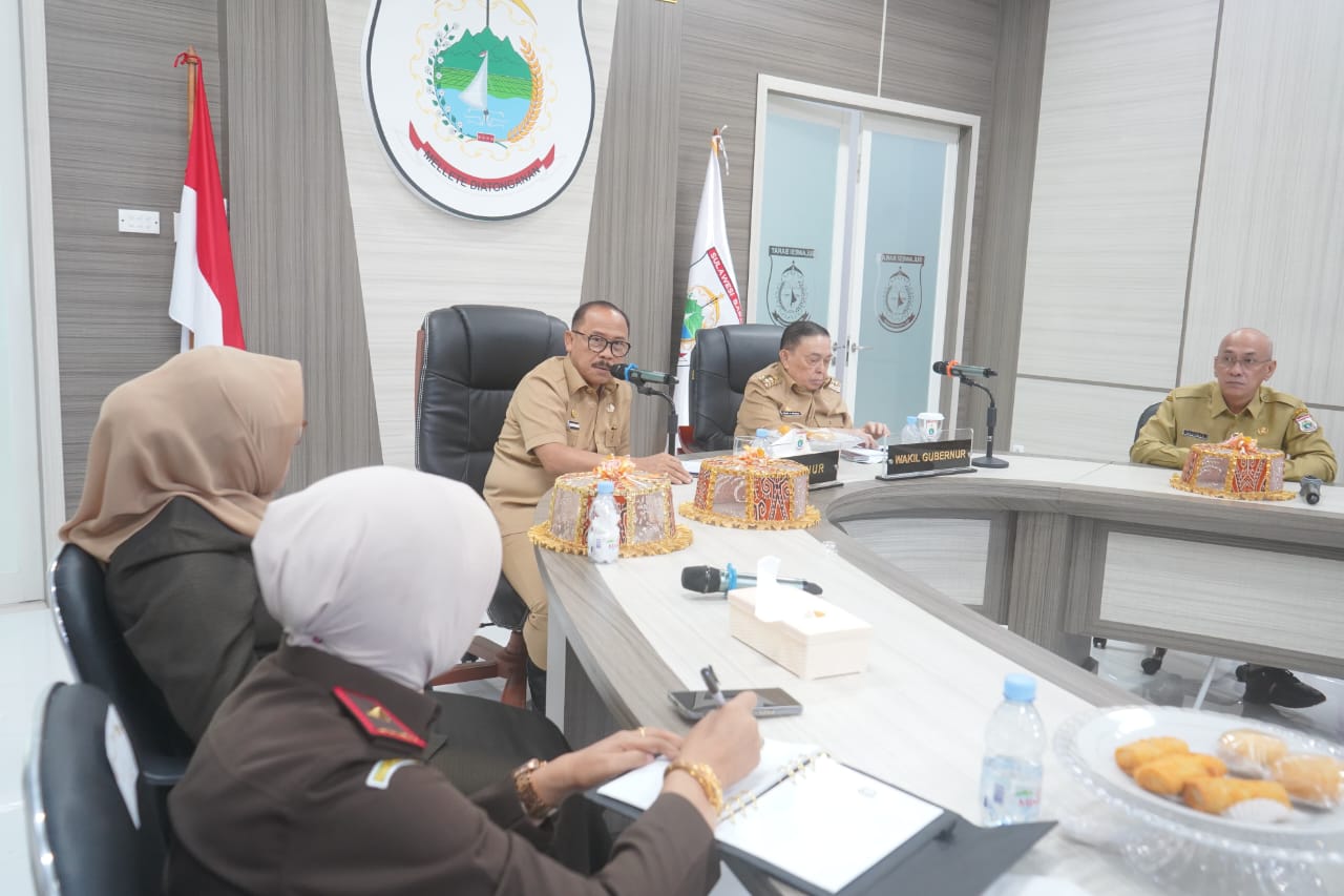 Gubernur Suhardi Duka Laporkan Kemajuan Ekonomi dan Pelaksanaan Instruksi Kemendagri