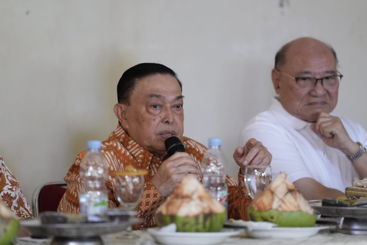 Dorong Ekonomi Kerakyatan, Wagub Salim S. Mengga Ajak Investor Kembangkan Industri Kelapa Dalam