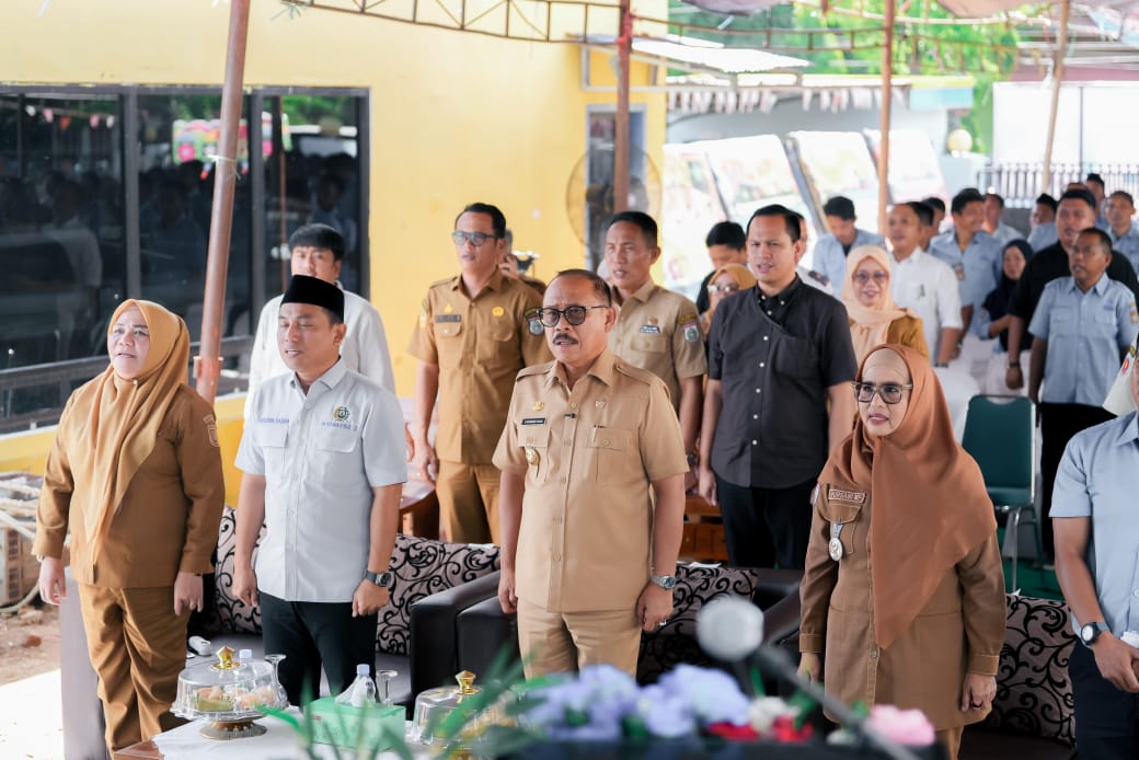 Gubernur SDK Tekankan Fungsi Sosial PDAM Saat Resmikan Kantor Baru di Polman