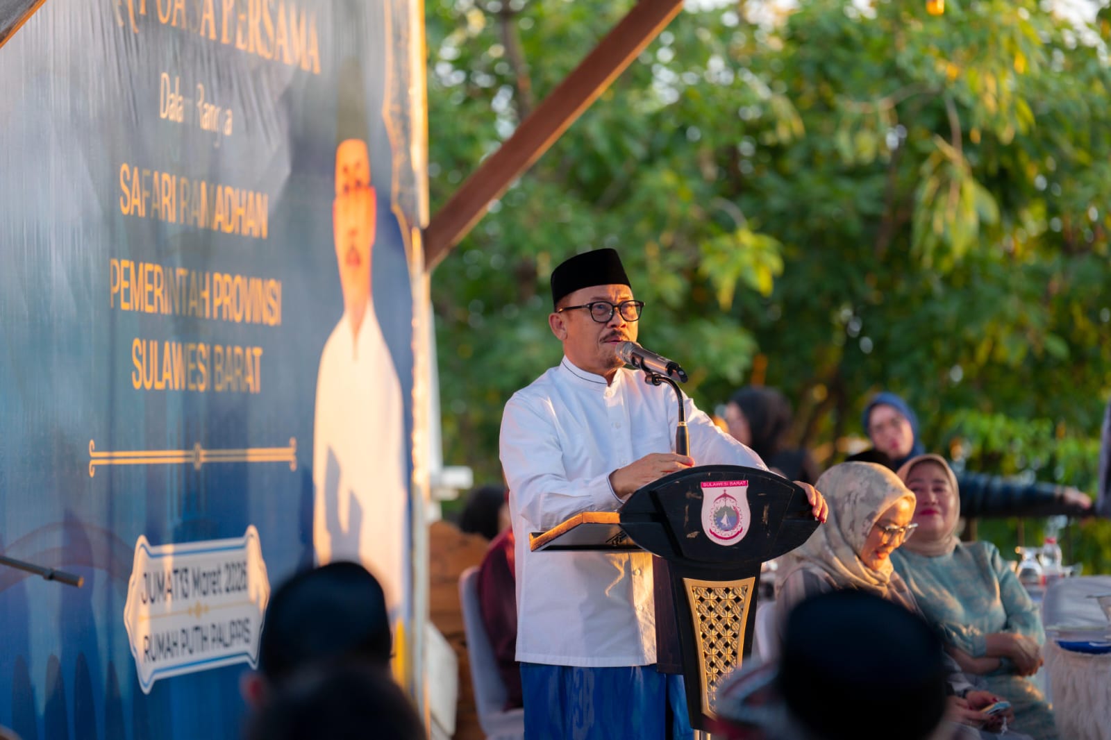 Gubernur Sulbar Buka Puasa Bersama Ribuan Warga di Rumah Putih Palippis