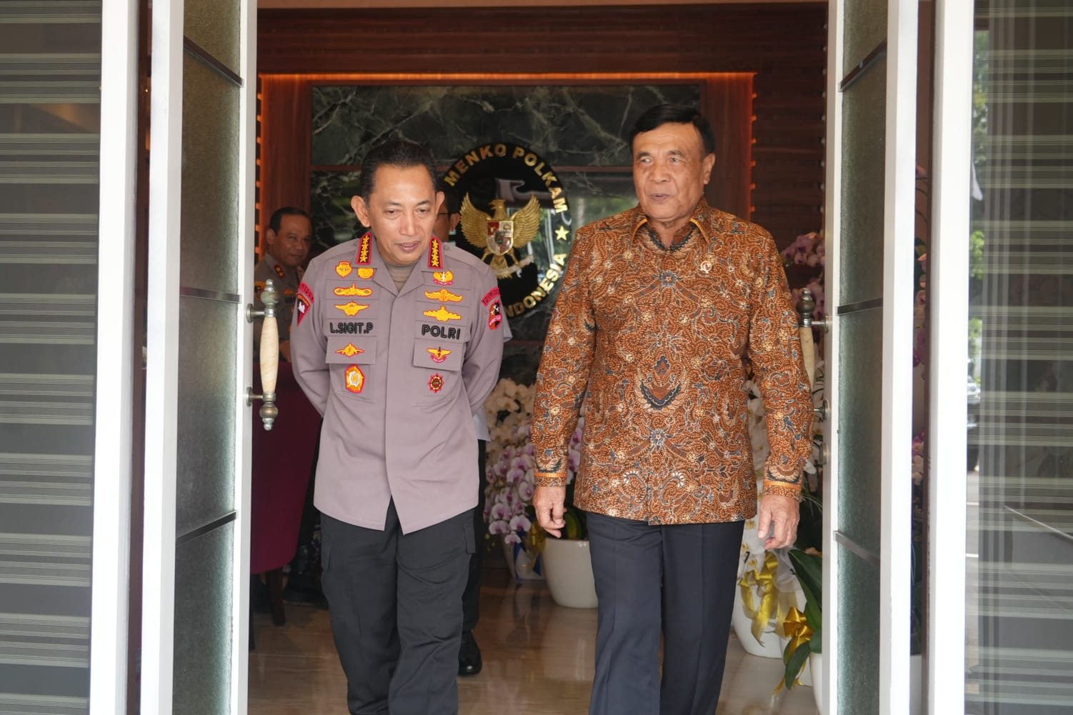 Menko Polkam Ajak Masyarakat Tetap Tenang, Percayakan Proses Hukum kepada Aparat